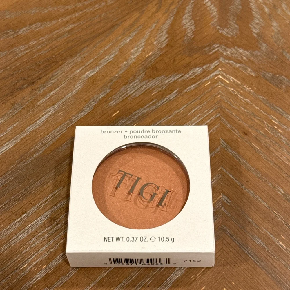 TIGI Matte Bronzer Warm Glow “Gorgeous” Shade 0.37 oz NIB